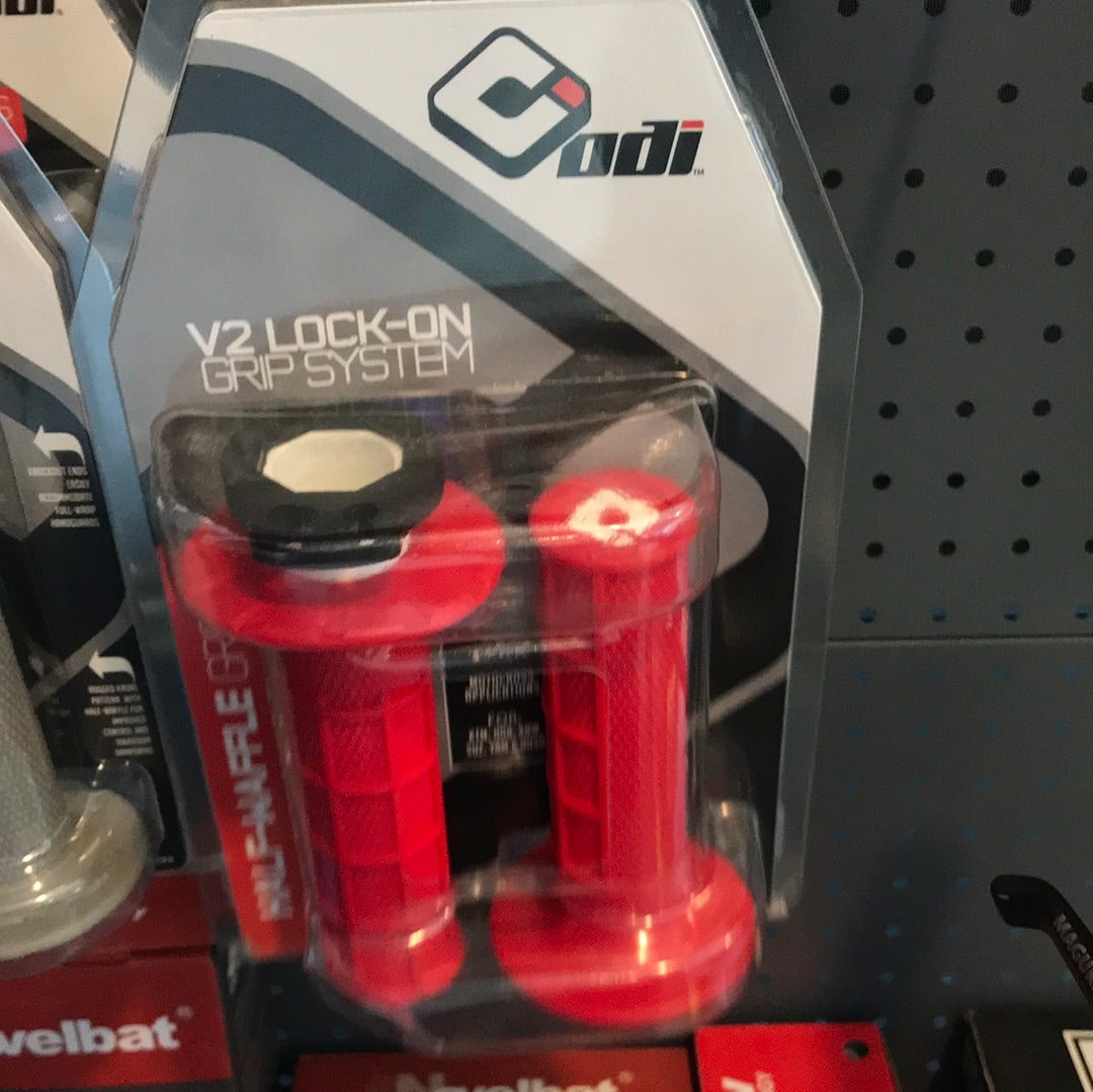 ODI HALF WAFFLE GRIPS RED